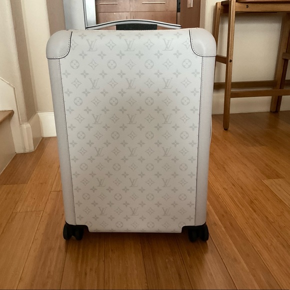 Authentic Louis Vuitton Horizon 55 Eclipse - Picture 7 of 12